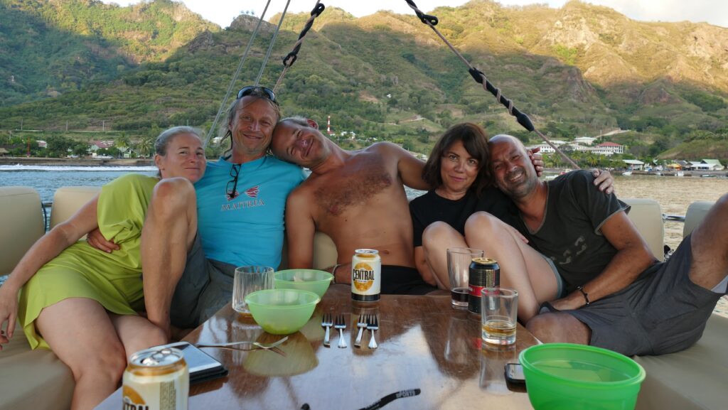 Our friends Joerg and Karen join us in Hiva Oa