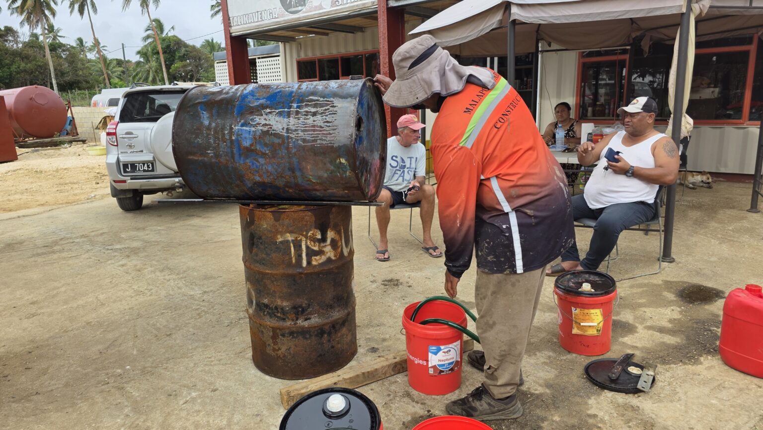 After 10 days and several trips to the gas station we finally got a total of 260 liters